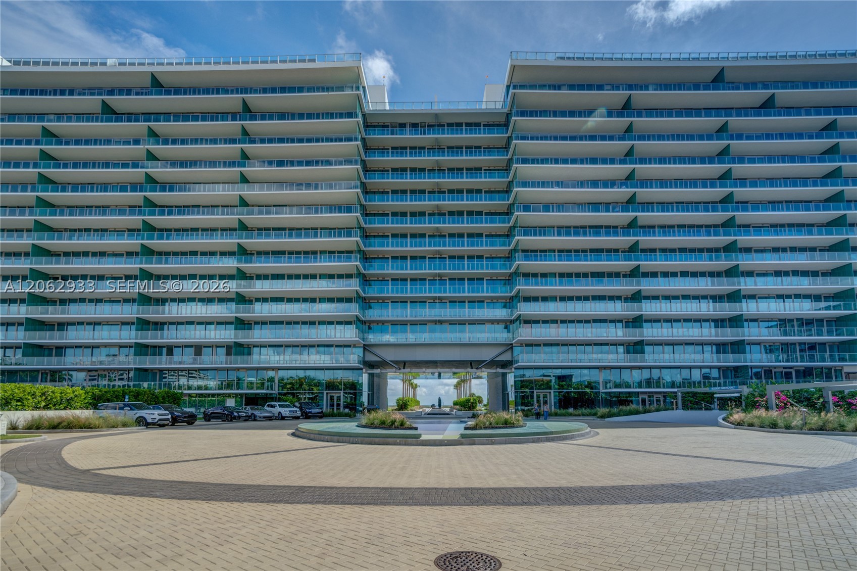 360 Ocean Dr #904S, Key Biscayne FL 33149