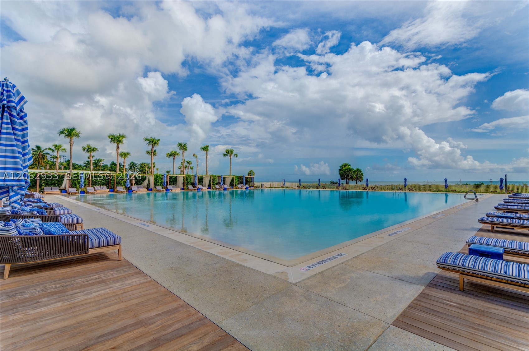 360 Ocean Dr #904S, Key Biscayne FL 33149