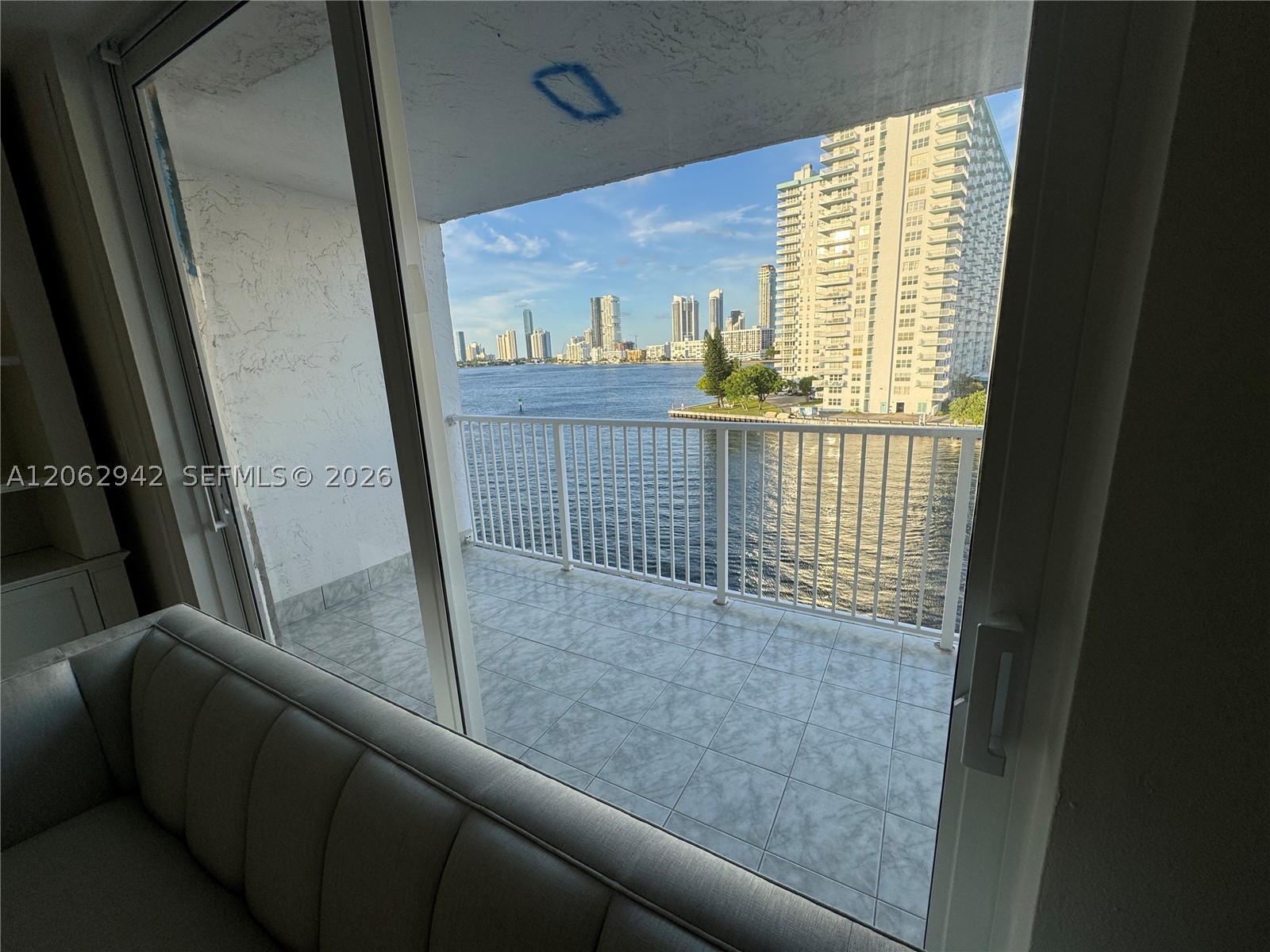 4000 NE 170th St #606, North Miami Beach FL 33160