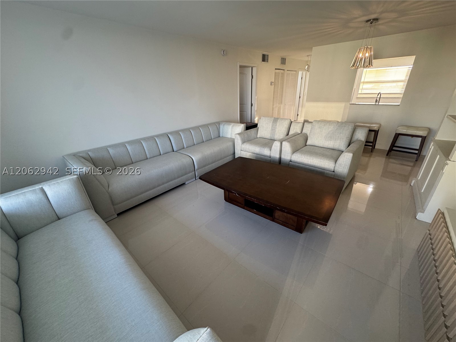 4000 NE 170th St #606, North Miami Beach FL 33160