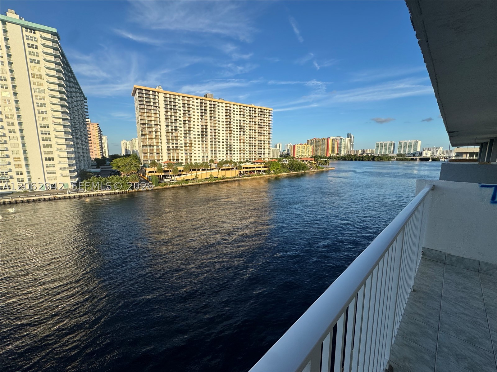 4000 NE 170th St #606, North Miami Beach FL 33160