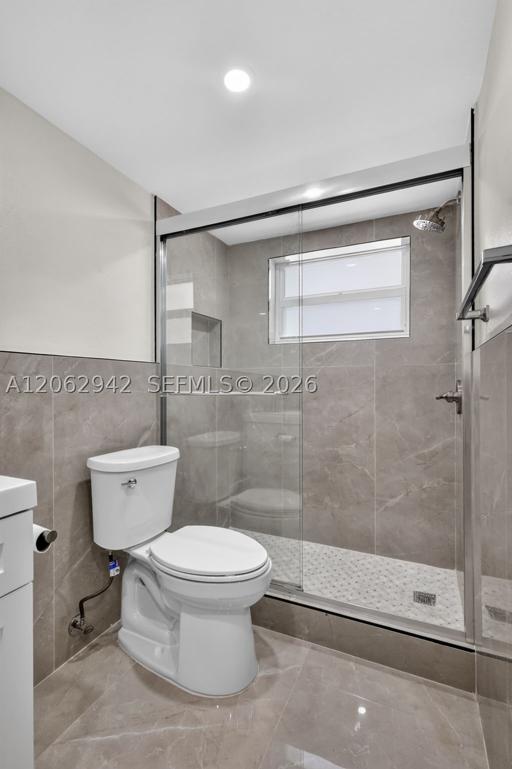 4000 NE 170th St #606, North Miami Beach FL 33160