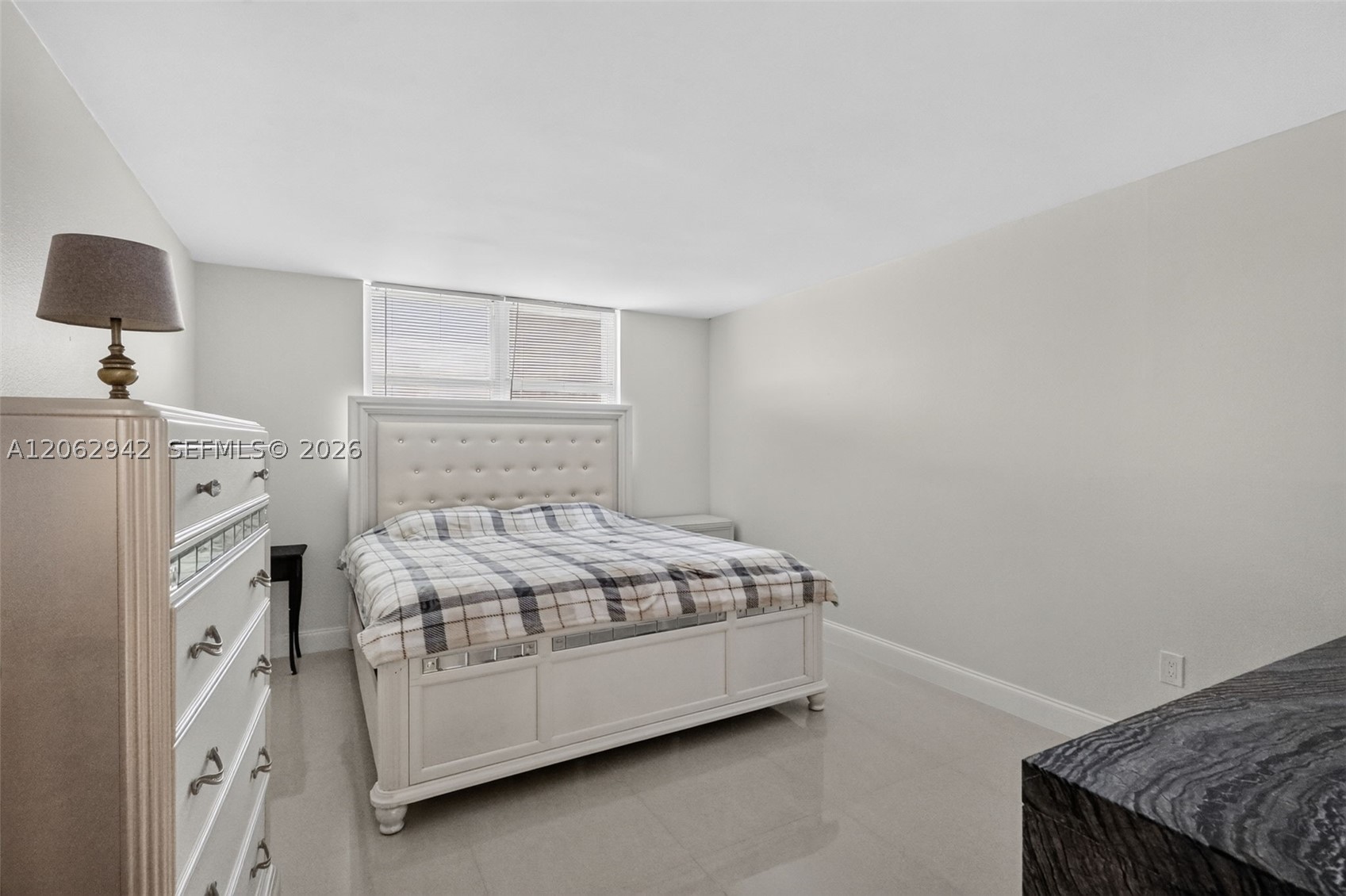 4000 NE 170th St #606, North Miami Beach FL 33160