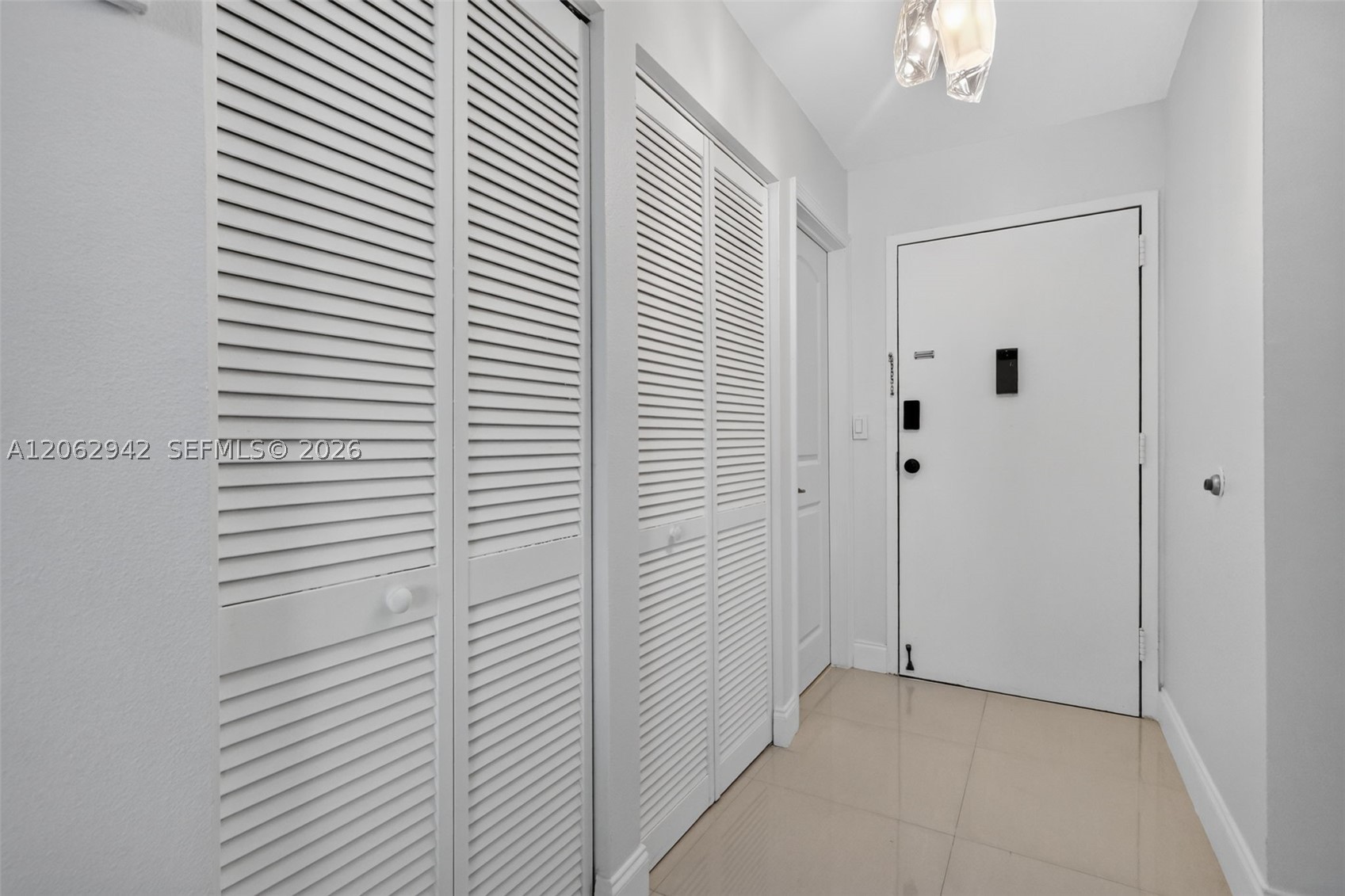 4000 NE 170th St #606, North Miami Beach FL 33160
