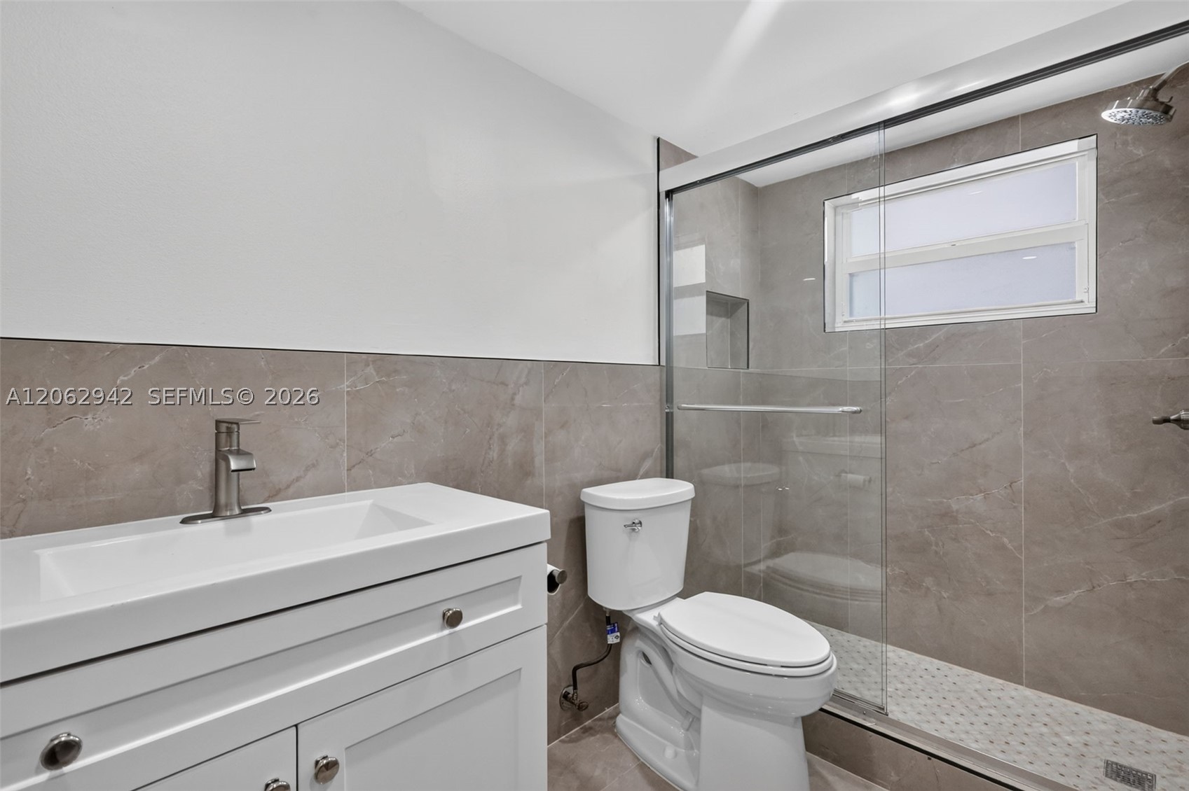 4000 NE 170th St #606, North Miami Beach FL 33160