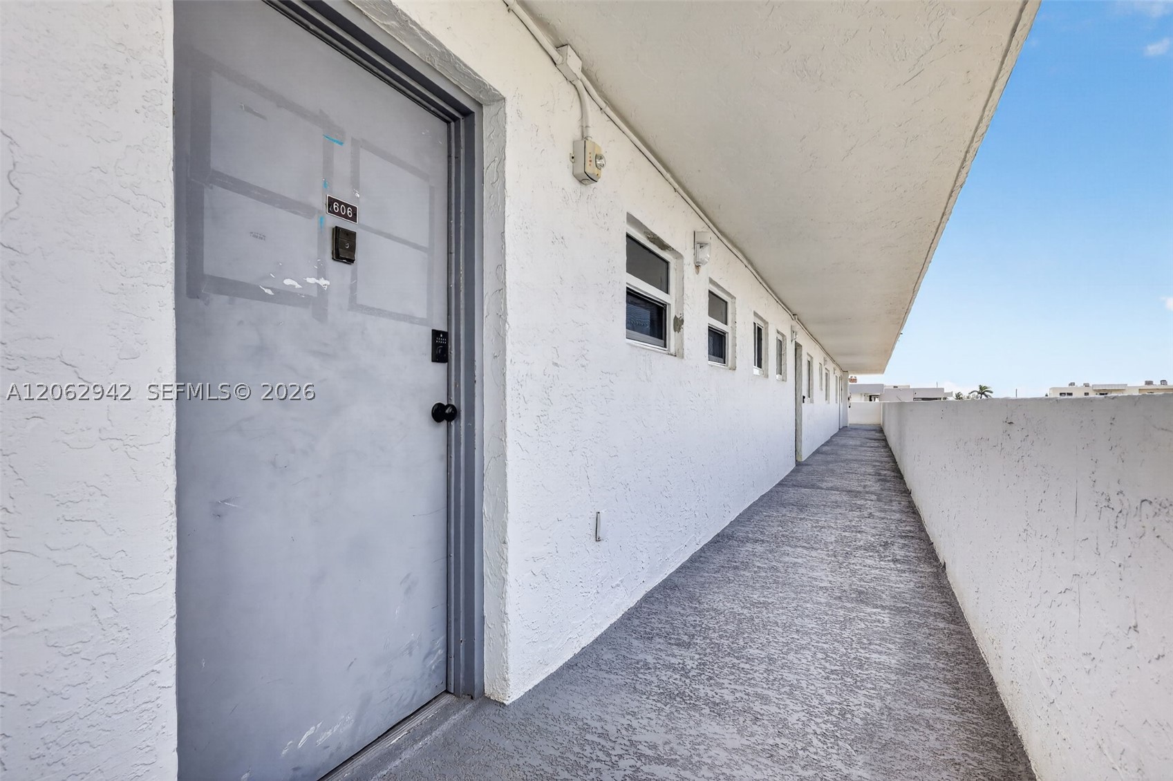4000 NE 170th St #606, North Miami Beach FL 33160