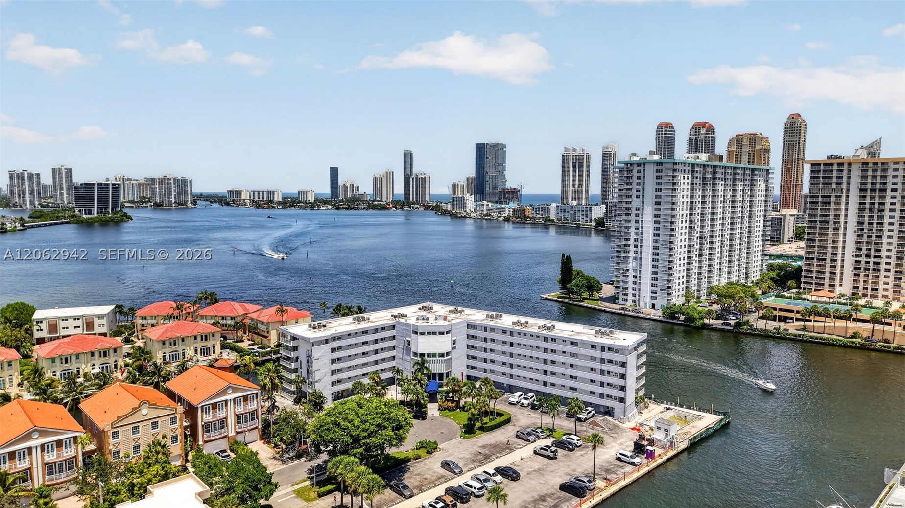 4000 NE 170th St #606, North Miami Beach FL 33160