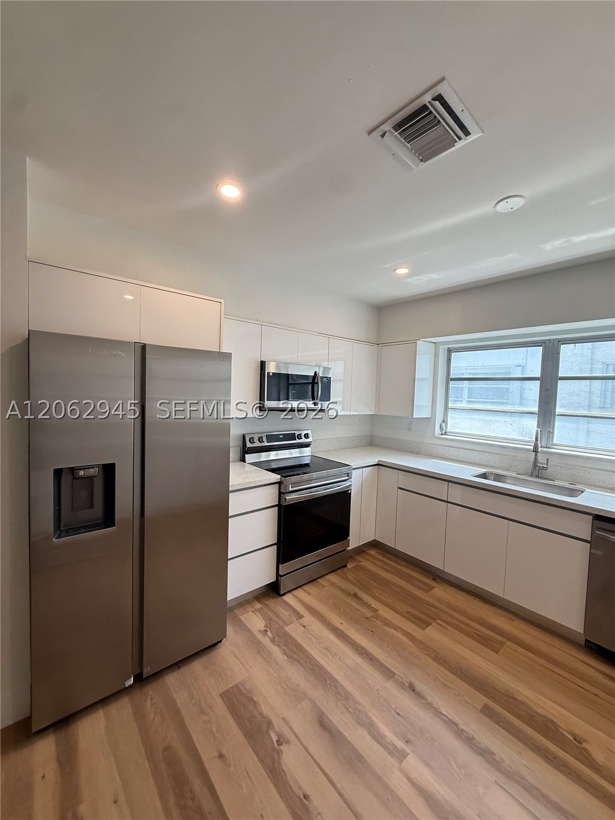 1532 Trillo Ave, Coral Gables FL 33146