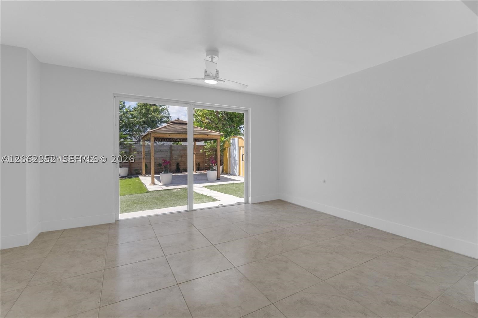 806 NE 4th St #., Hallandale Beach FL 33009