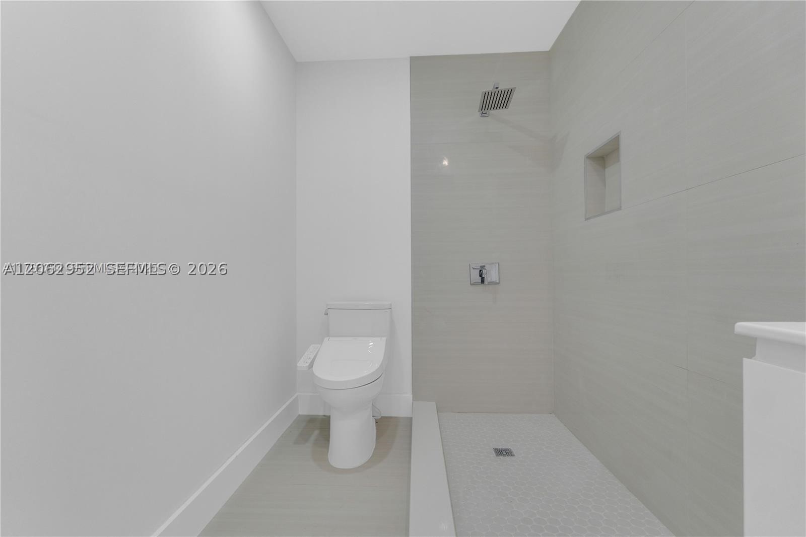 806 NE 4th St #., Hallandale Beach FL 33009