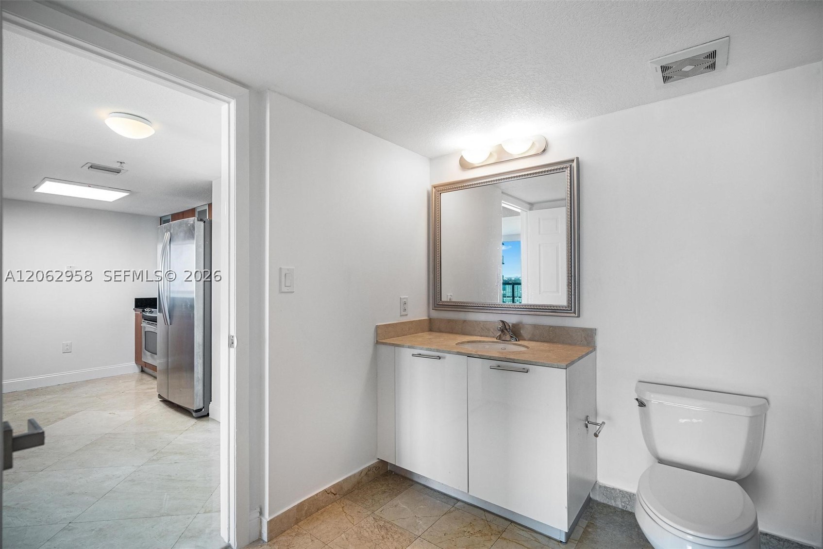 1800 N Bayshore Dr #2410, Miami FL 33132
