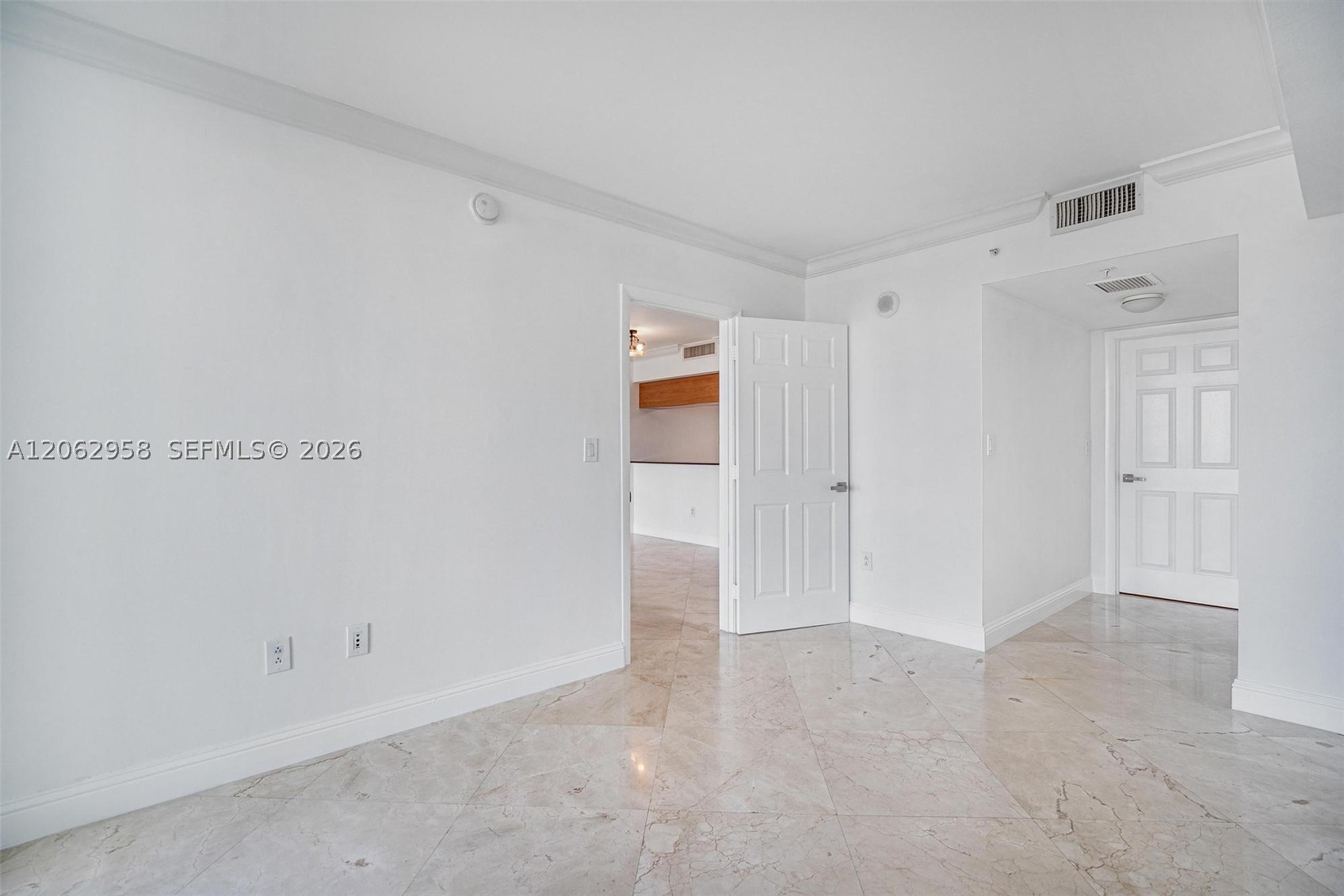 1800 N Bayshore Dr #2410, Miami FL 33132