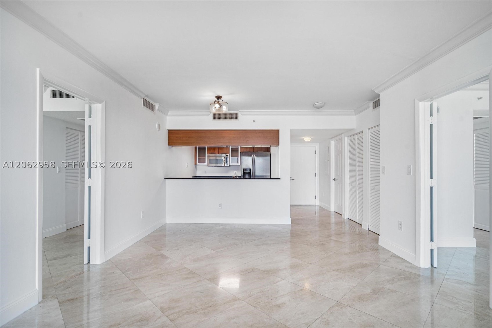 1800 N Bayshore Dr #2410, Miami FL 33132
