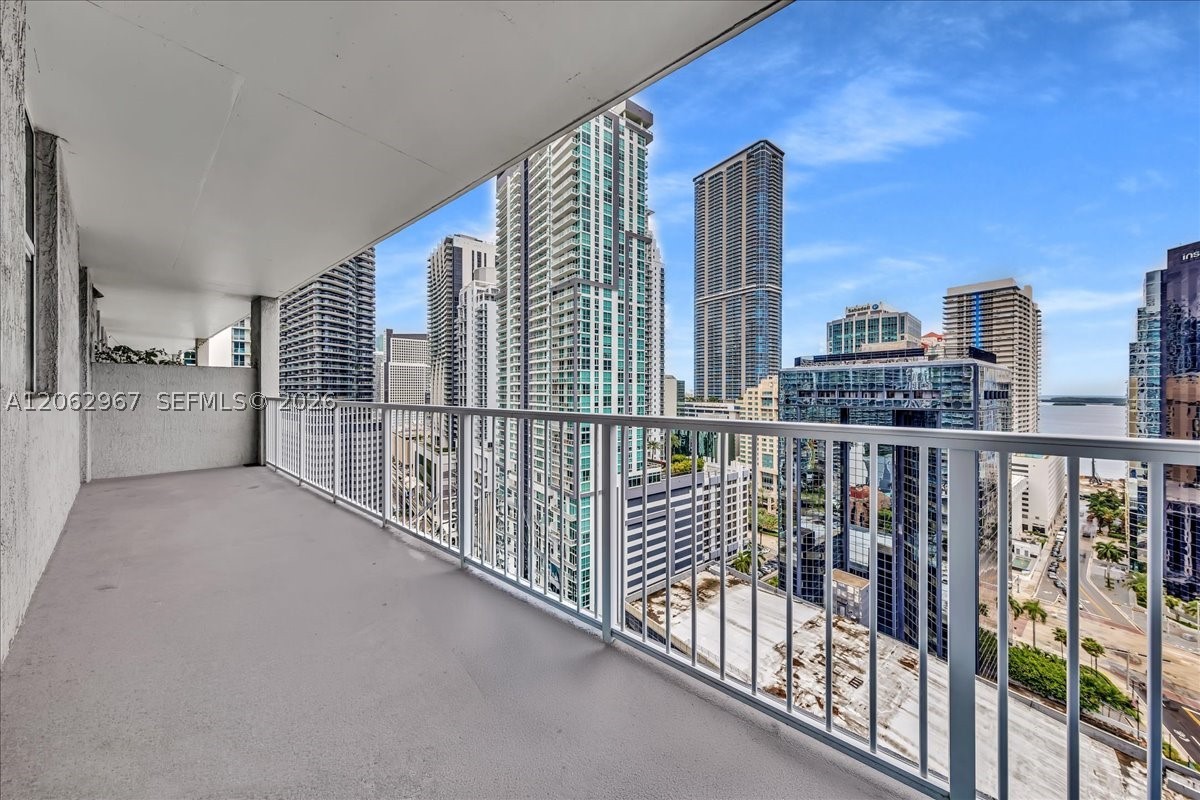 1250 S Miami Ave #2106, Miami FL 33130