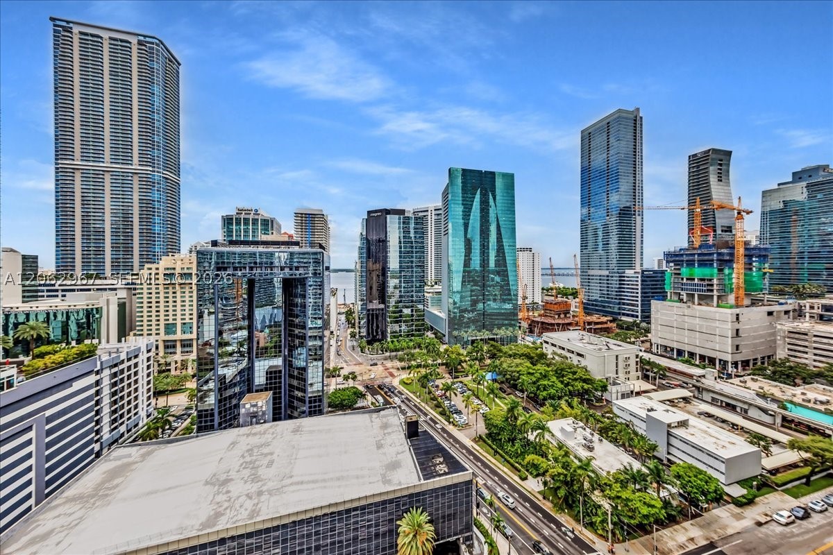 1250 S Miami Ave #2106, Miami FL 33130