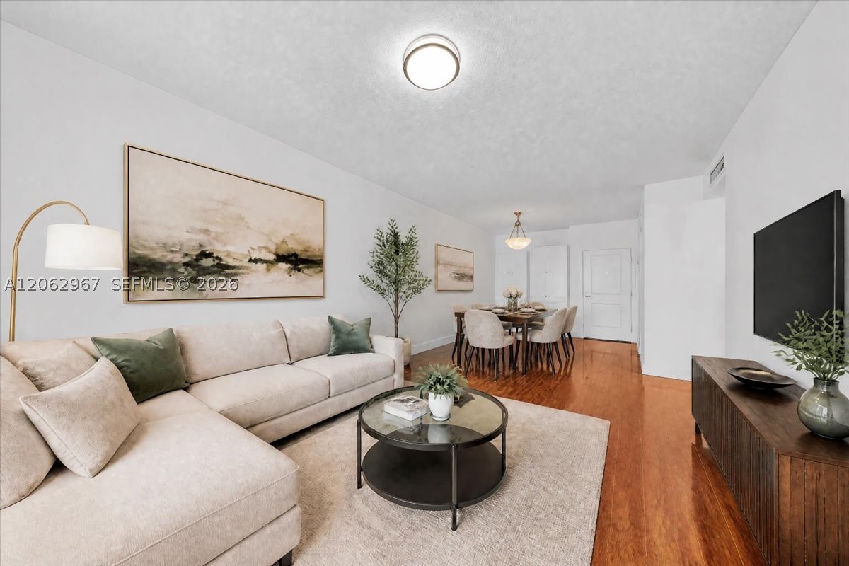 1250 S Miami Ave #2106, Miami FL 33130