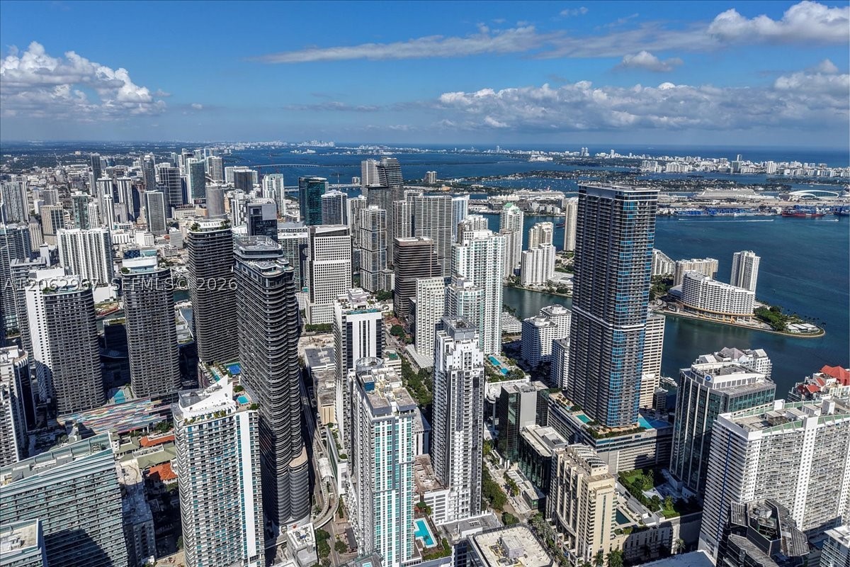 1250 S Miami Ave #2106, Miami FL 33130