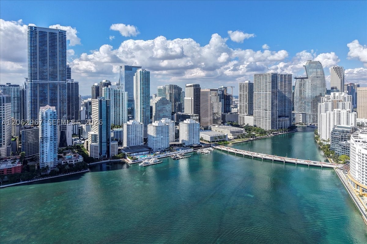 1250 S Miami Ave #2106, Miami FL 33130