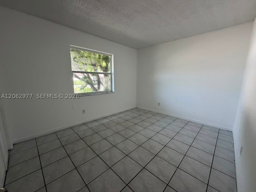 4045 SW 68th Way #5-I, Miramar FL 33023