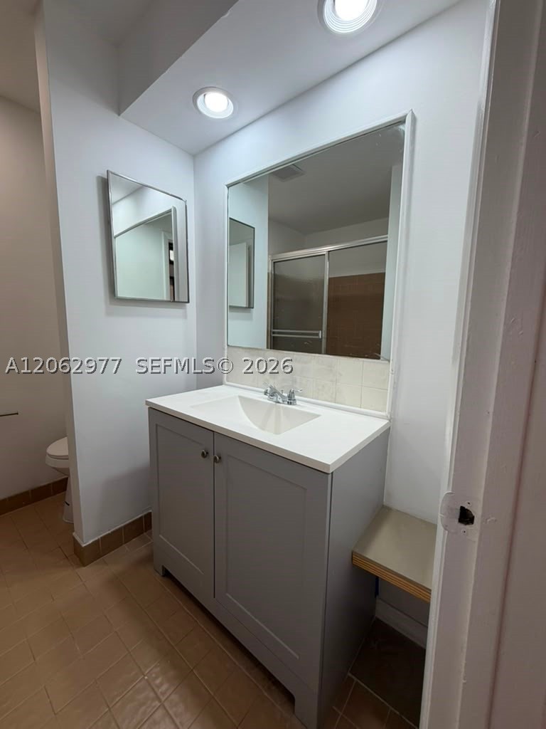 4045 SW 68th Way #5-I, Miramar FL 33023