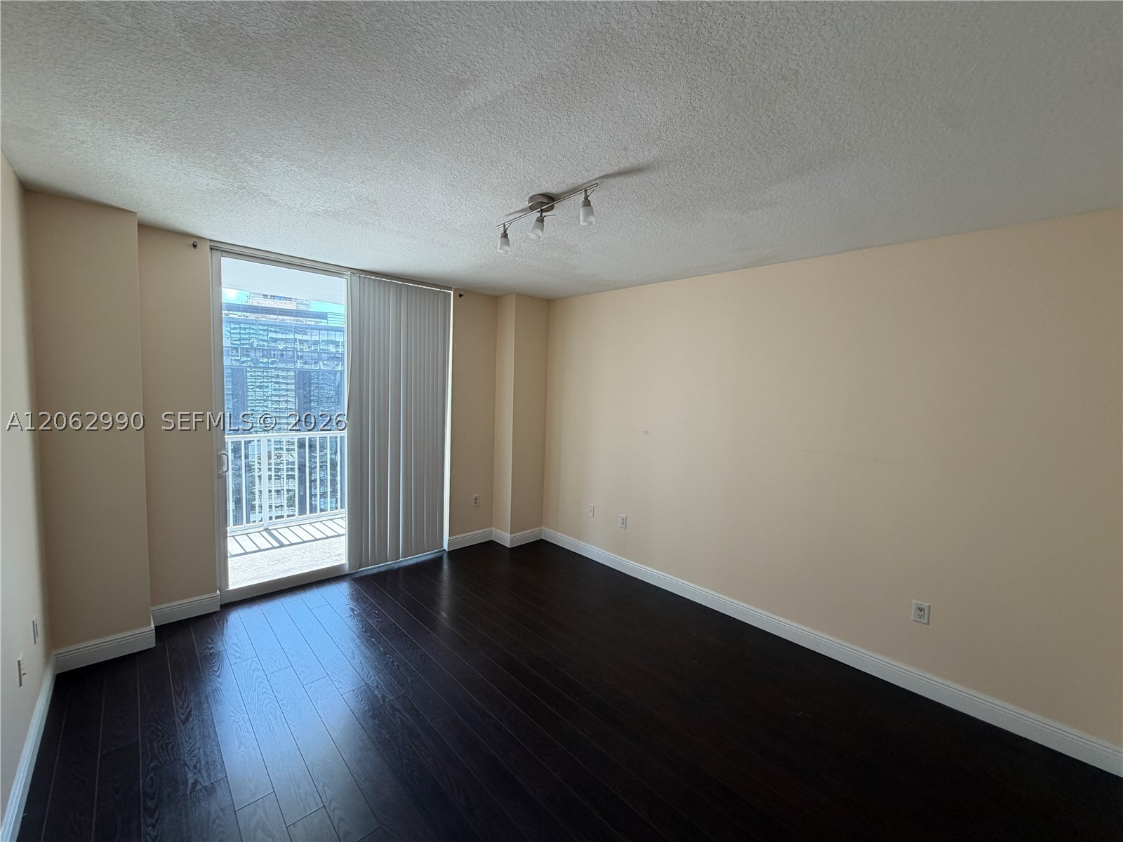 1250 S Miami Ave #1912, Miami FL 33130