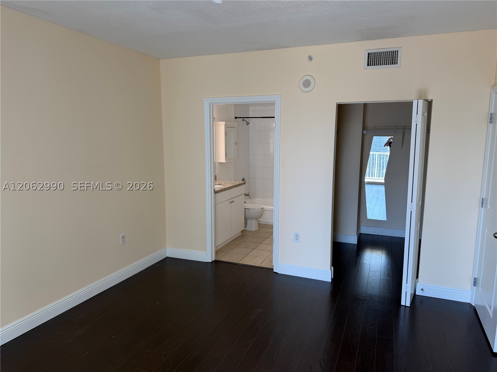 1250 S Miami Ave #1912, Miami FL 33130