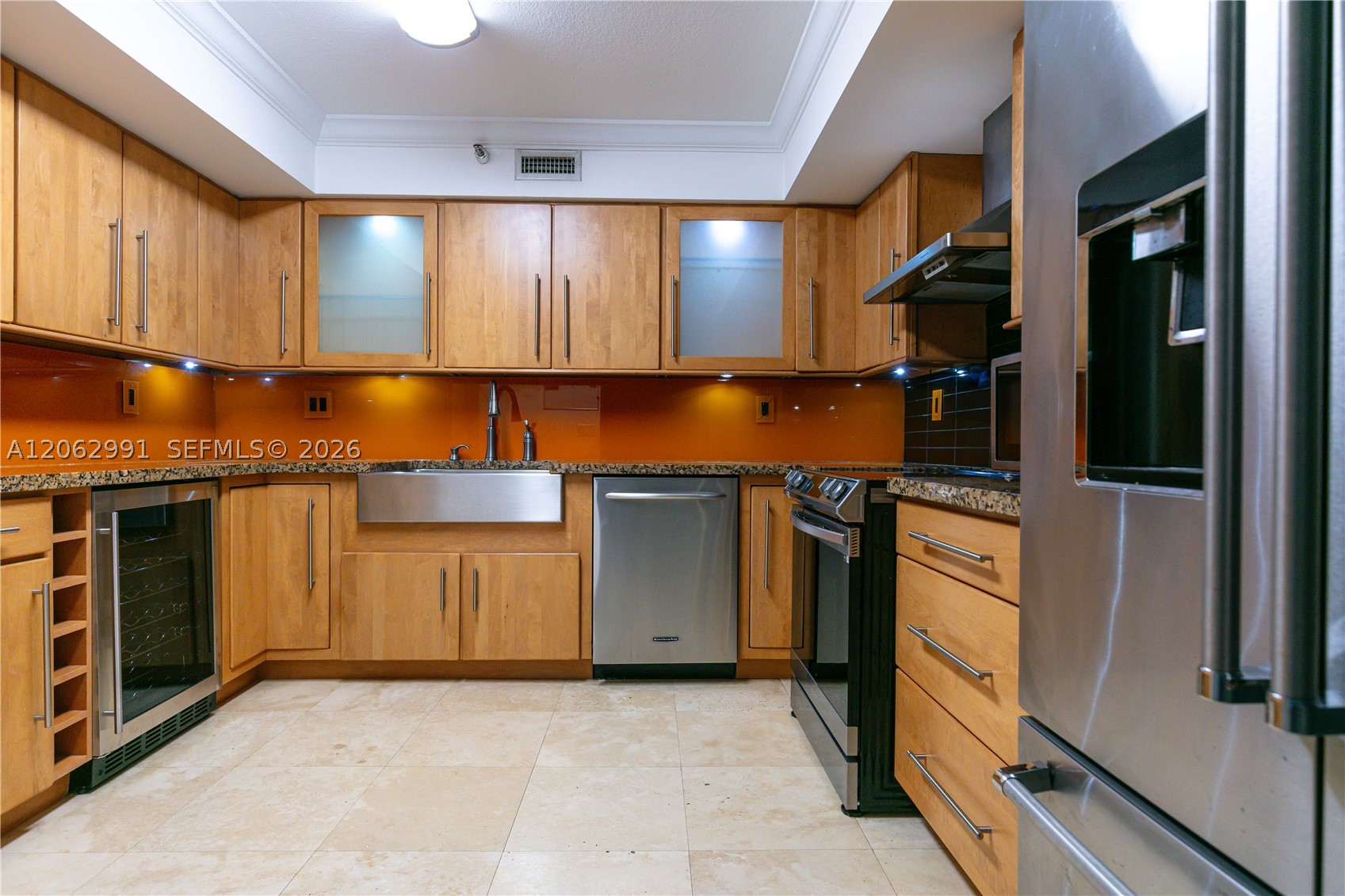 3500 Mystic Pointe Dr #3702, Aventura FL 33180