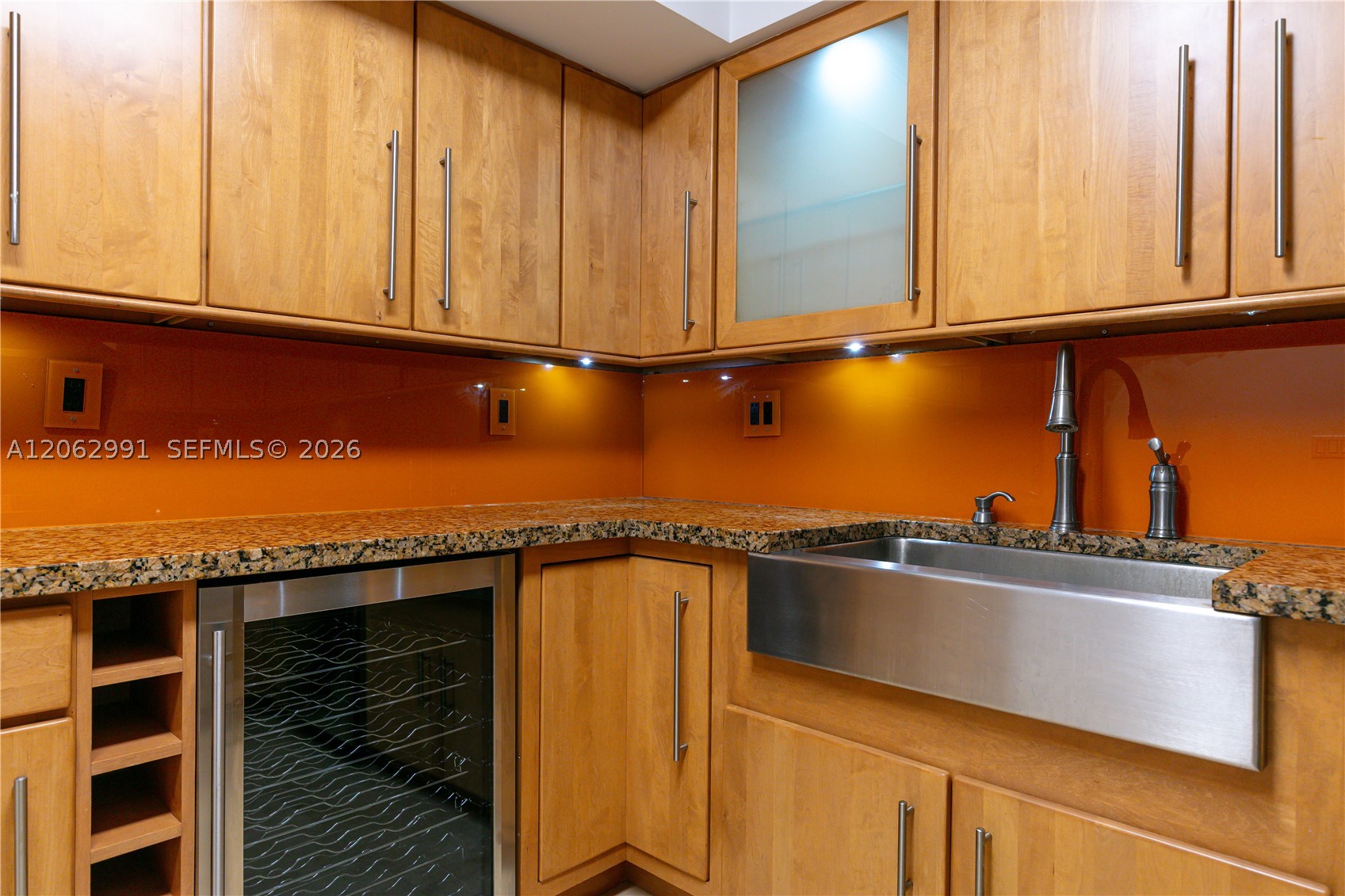 3500 Mystic Pointe Dr #3702, Aventura FL 33180
