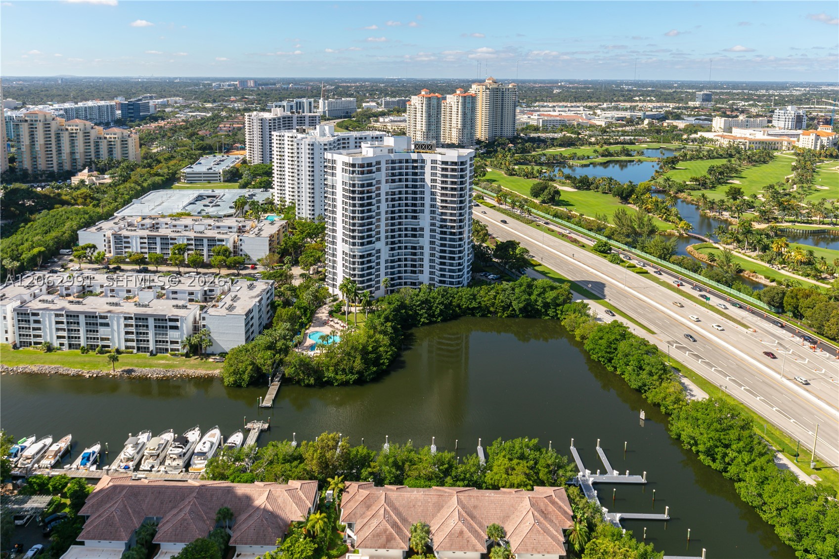 3500 Mystic Pointe Dr #3702, Aventura FL 33180