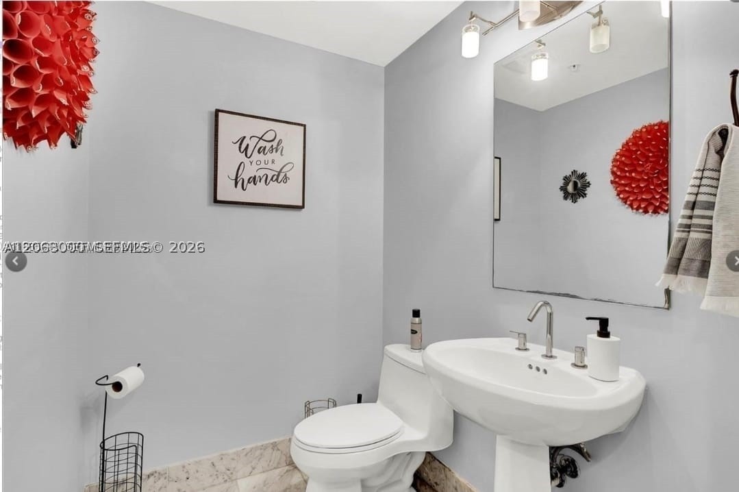 244 Biscayne Blvd #440, Miami FL 33132