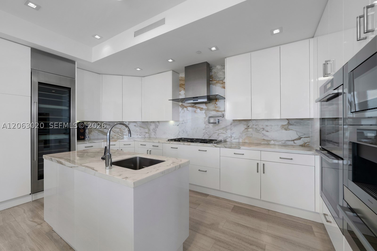 17749 Collins Ave #601, Sunny Isles Beach FL 33160