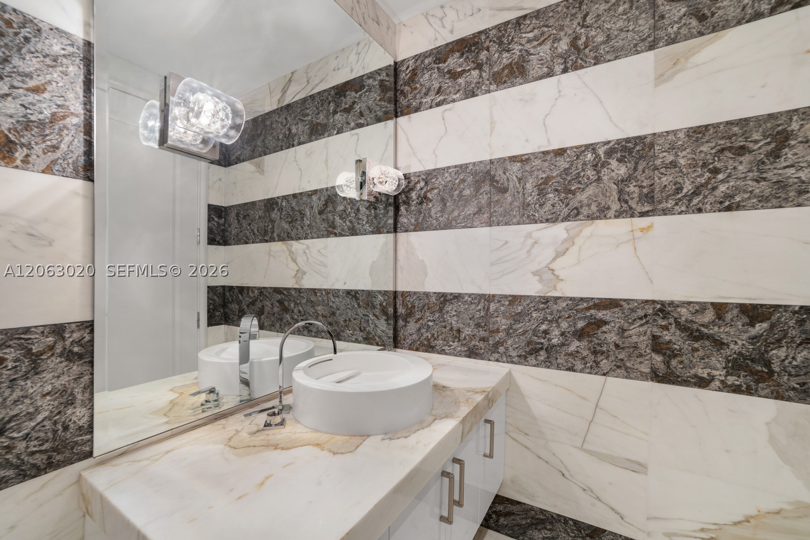 17749 Collins Ave #601, Sunny Isles Beach FL 33160