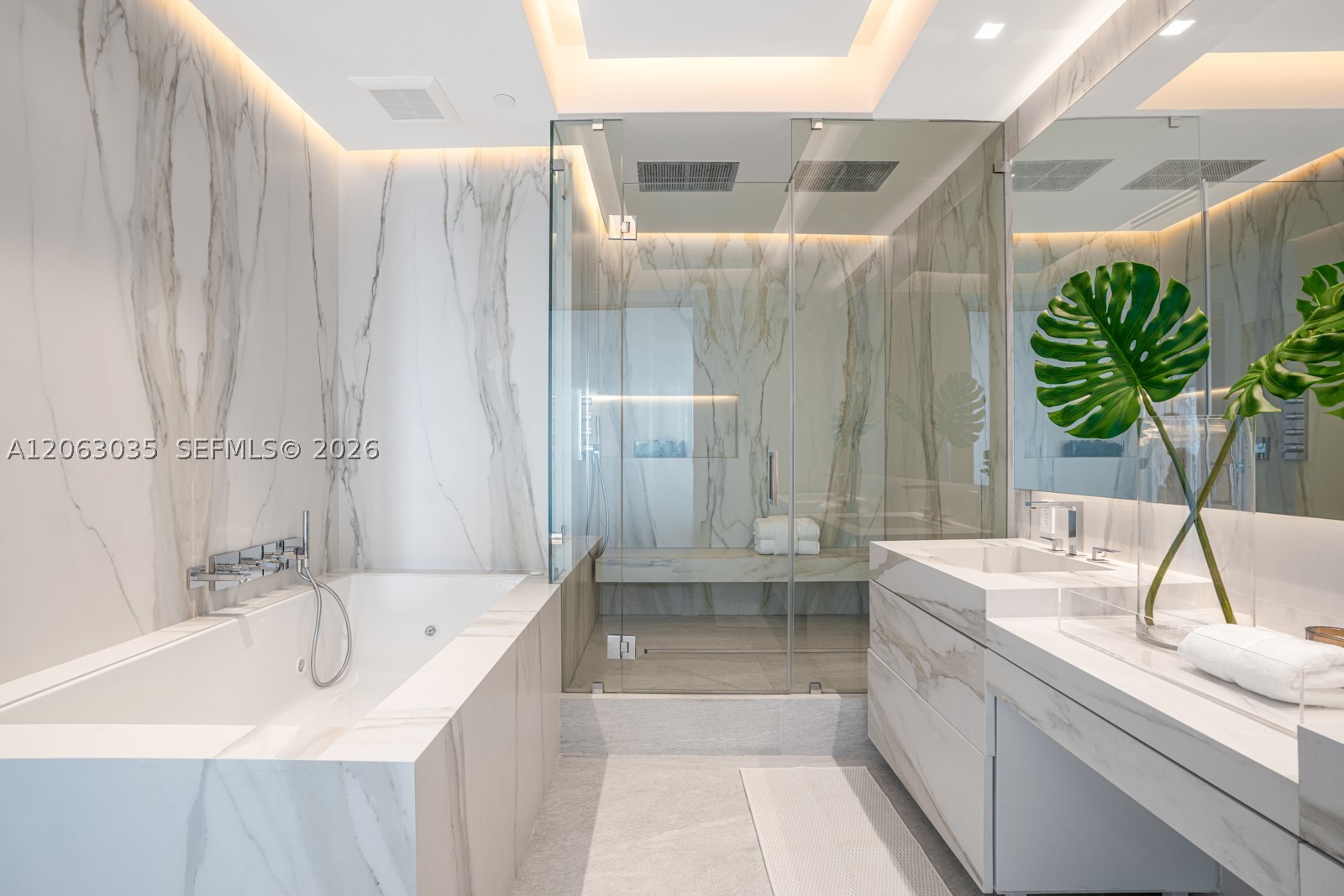 100 S Pointe Dr #1201/1202, Miami Beach FL 33139