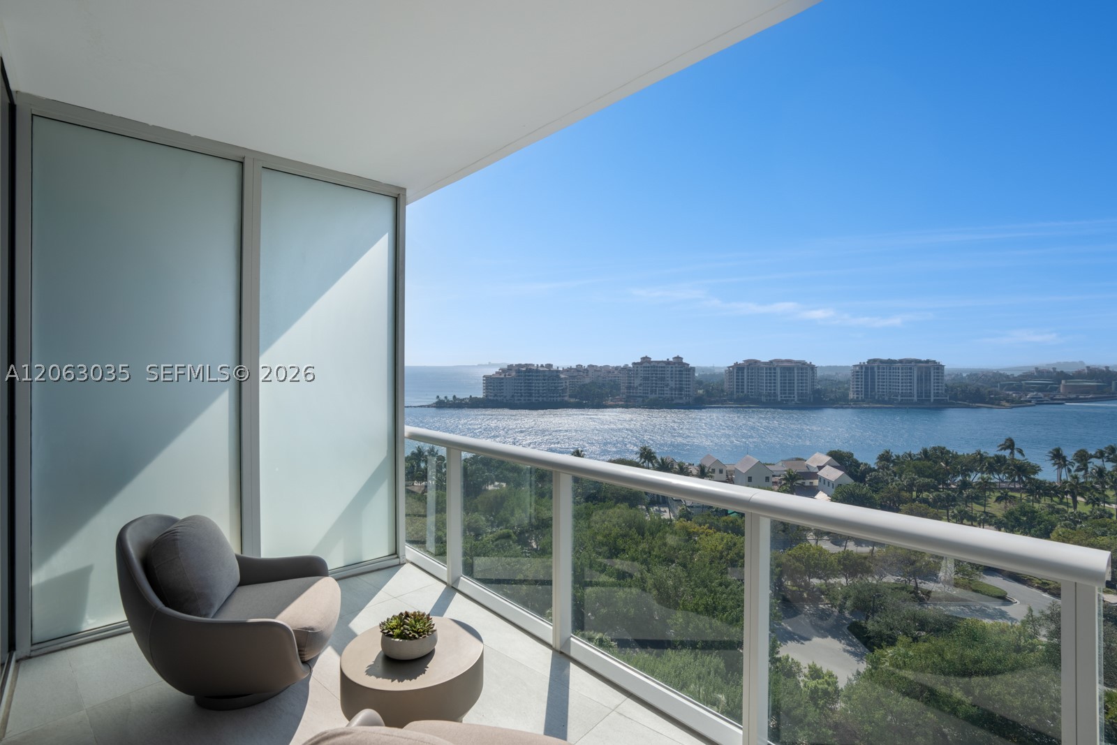 100 S Pointe Dr #1201/1202, Miami Beach FL 33139