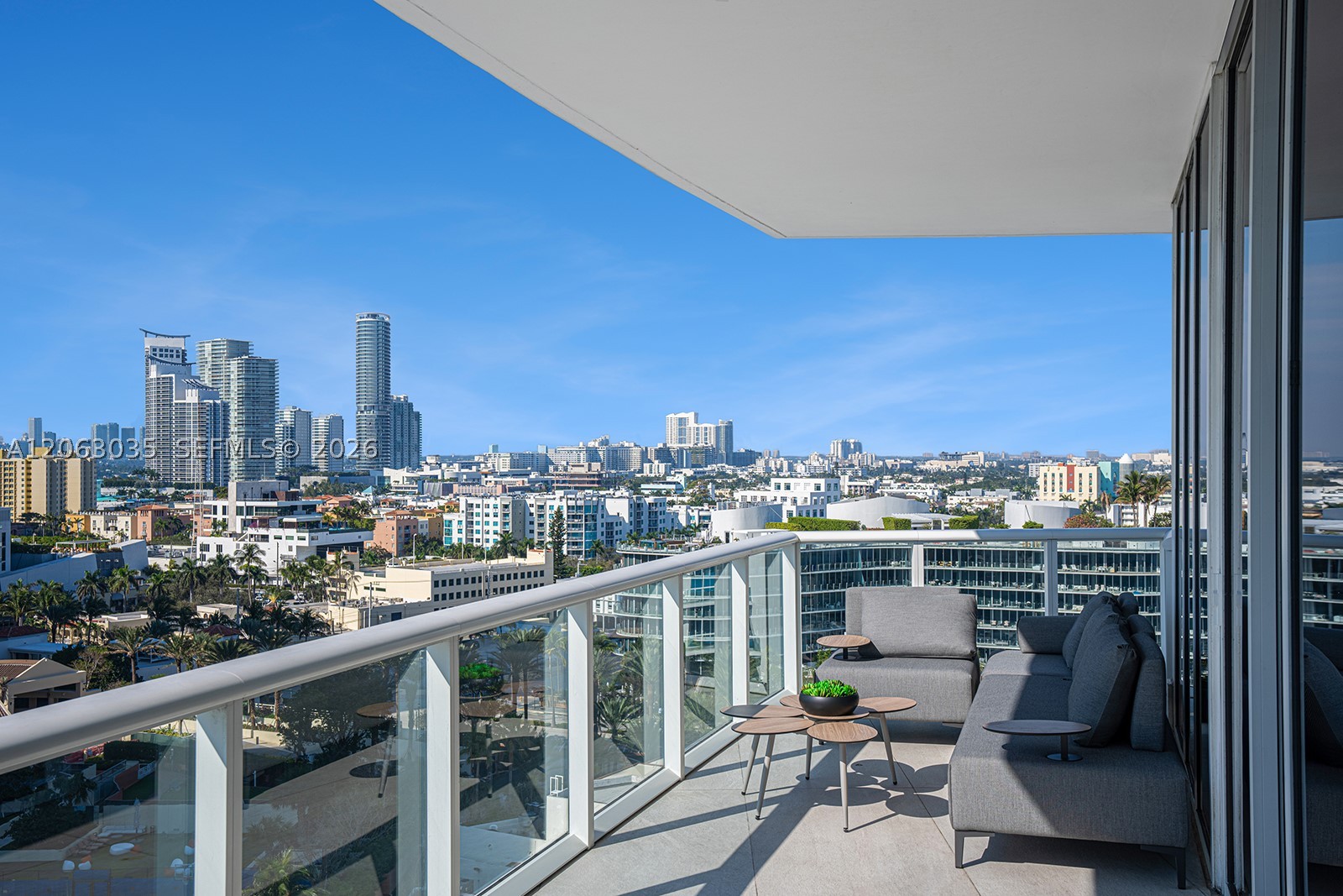 100 S Pointe Dr #1201/1202, Miami Beach FL 33139