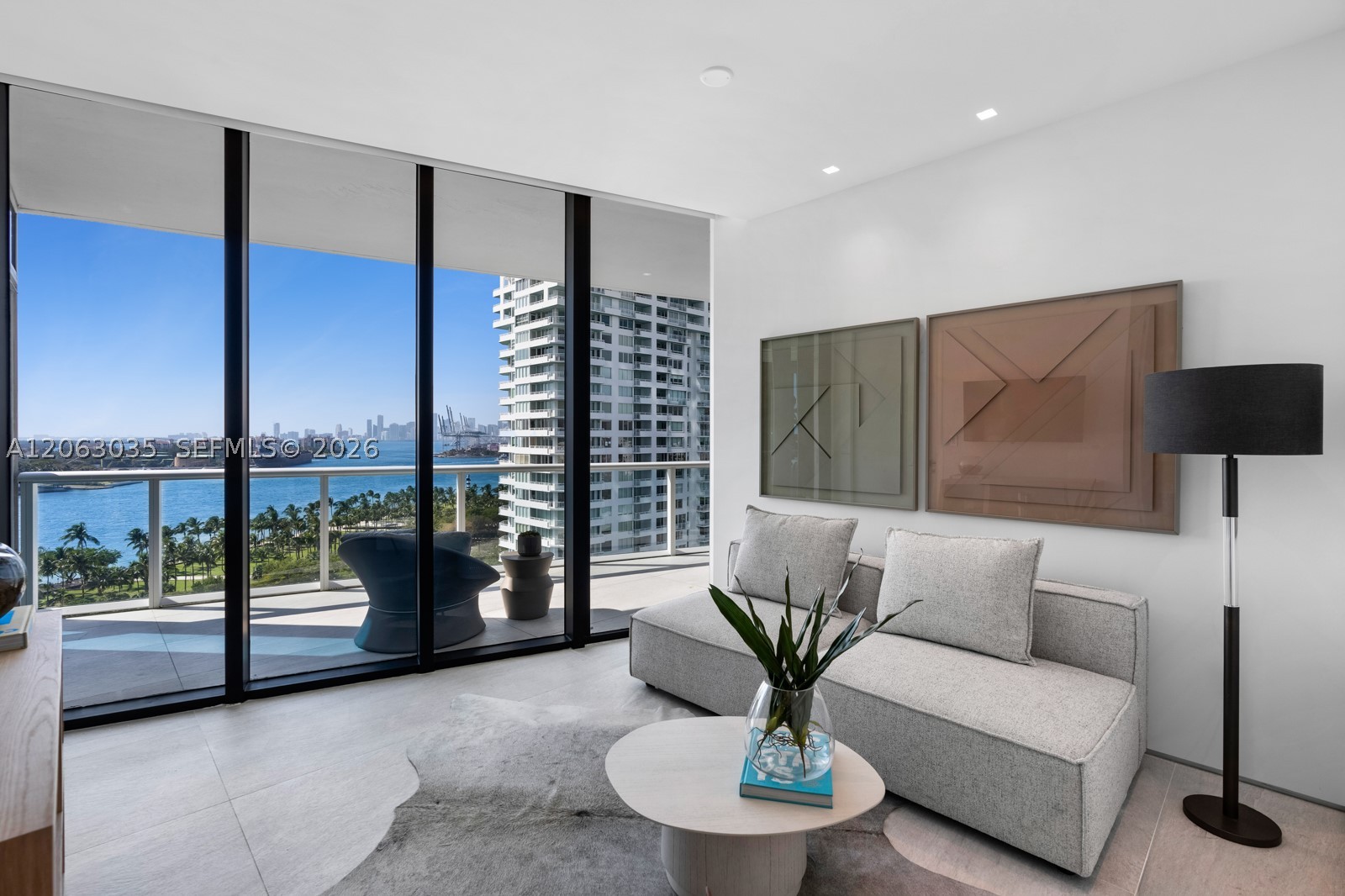 100 S Pointe Dr #1201/1202, Miami Beach FL 33139