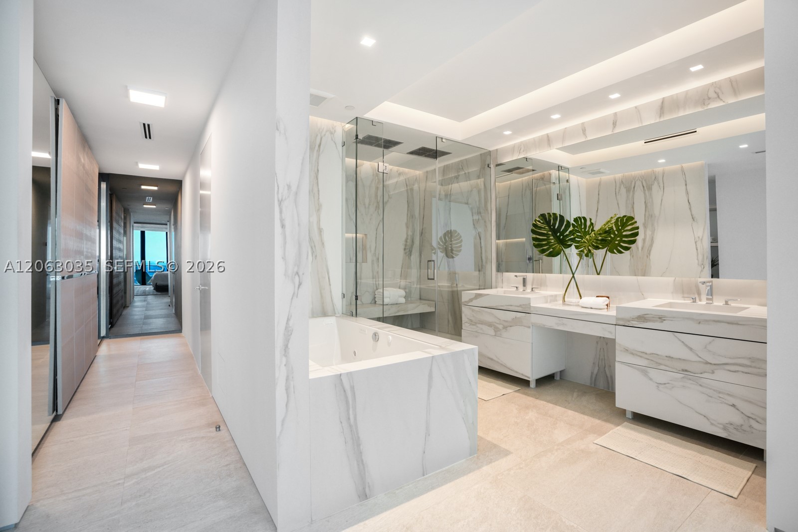 100 S Pointe Dr #1201/1202, Miami Beach FL 33139