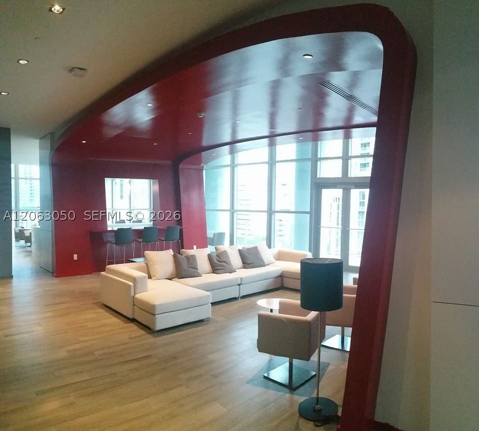 1100 S MIAMI AV #3902, Miami FL 33130