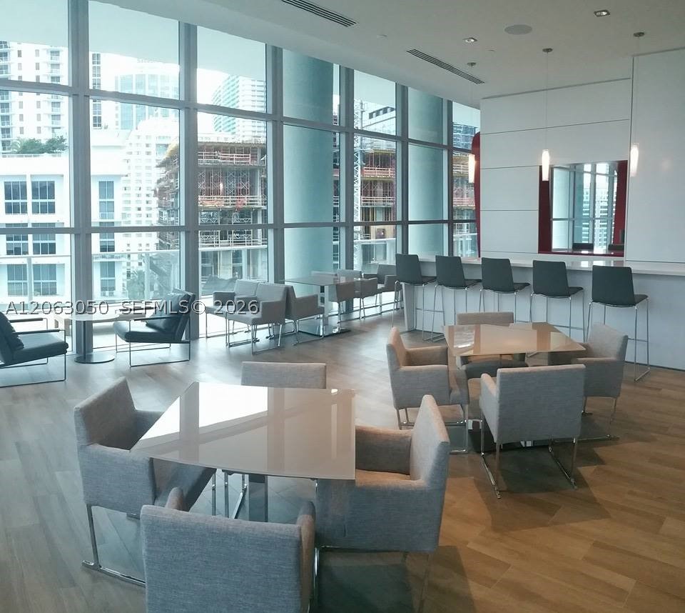 1100 S MIAMI AV #3902, Miami FL 33130