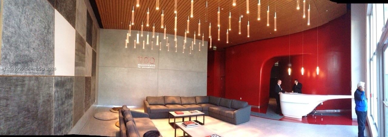 1100 S MIAMI AV #3902, Miami FL 33130