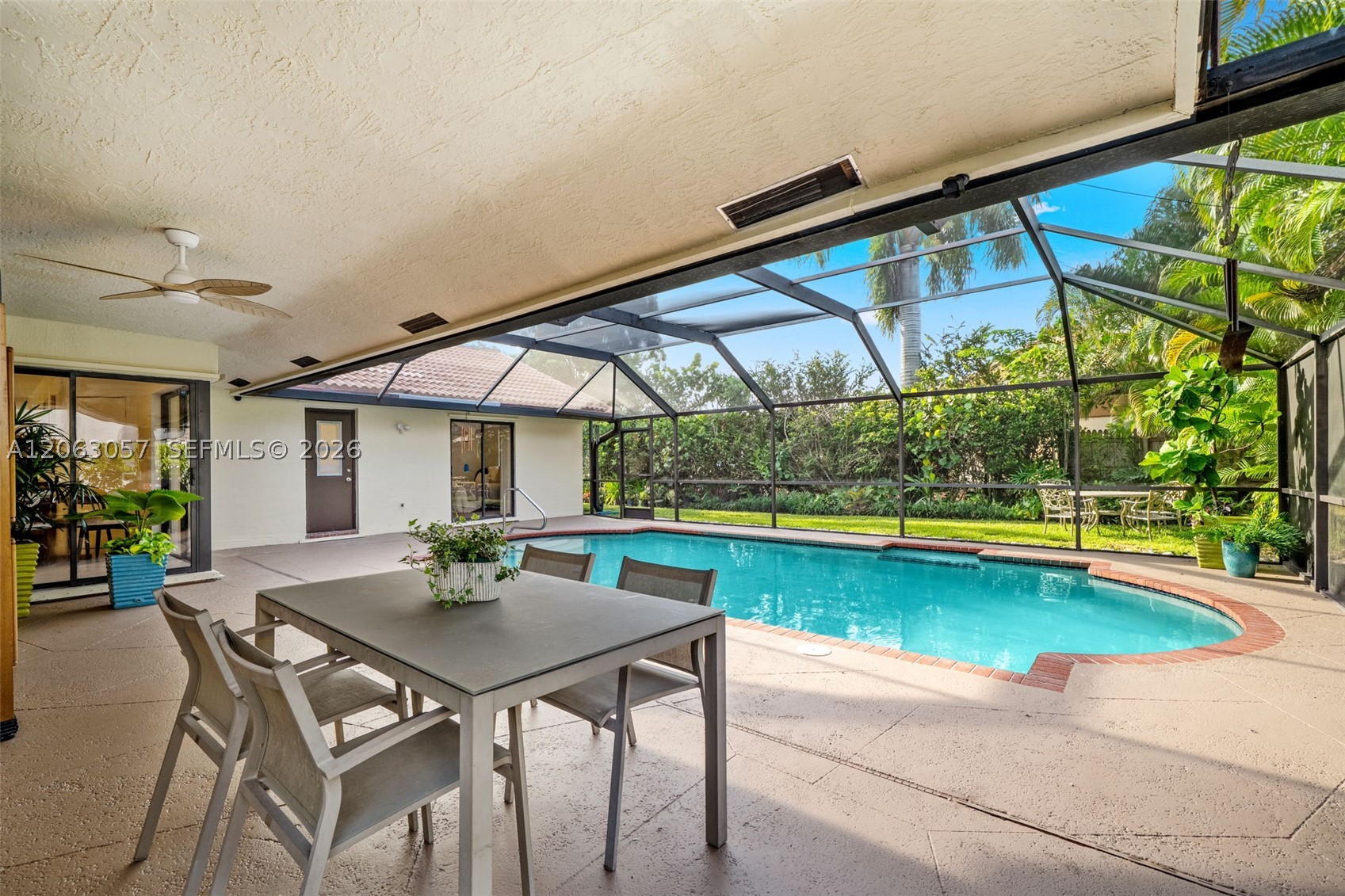 8308 NW 74th St, Tamarac FL 33321