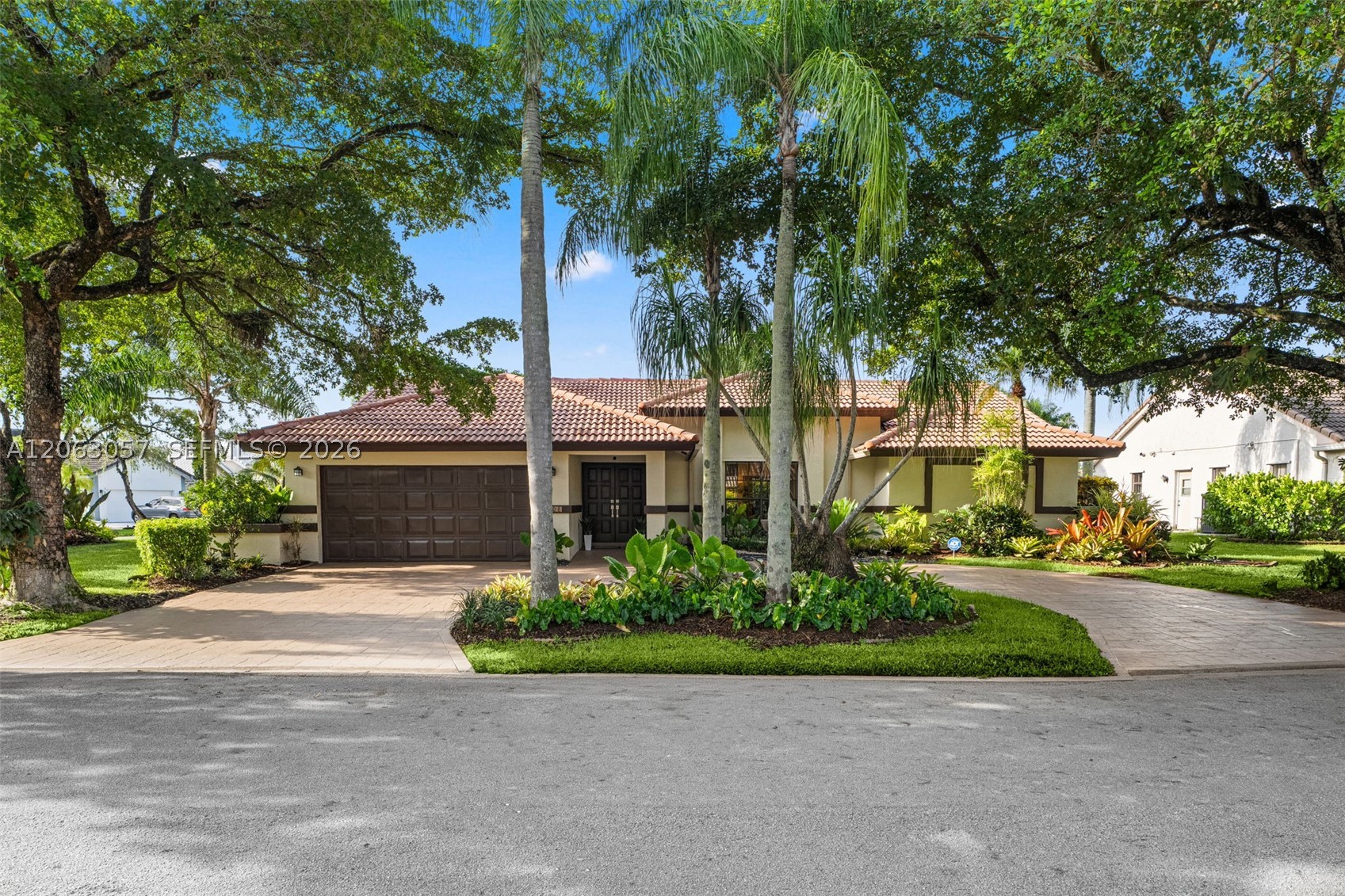 8308 NW 74th St, Tamarac FL 33321
