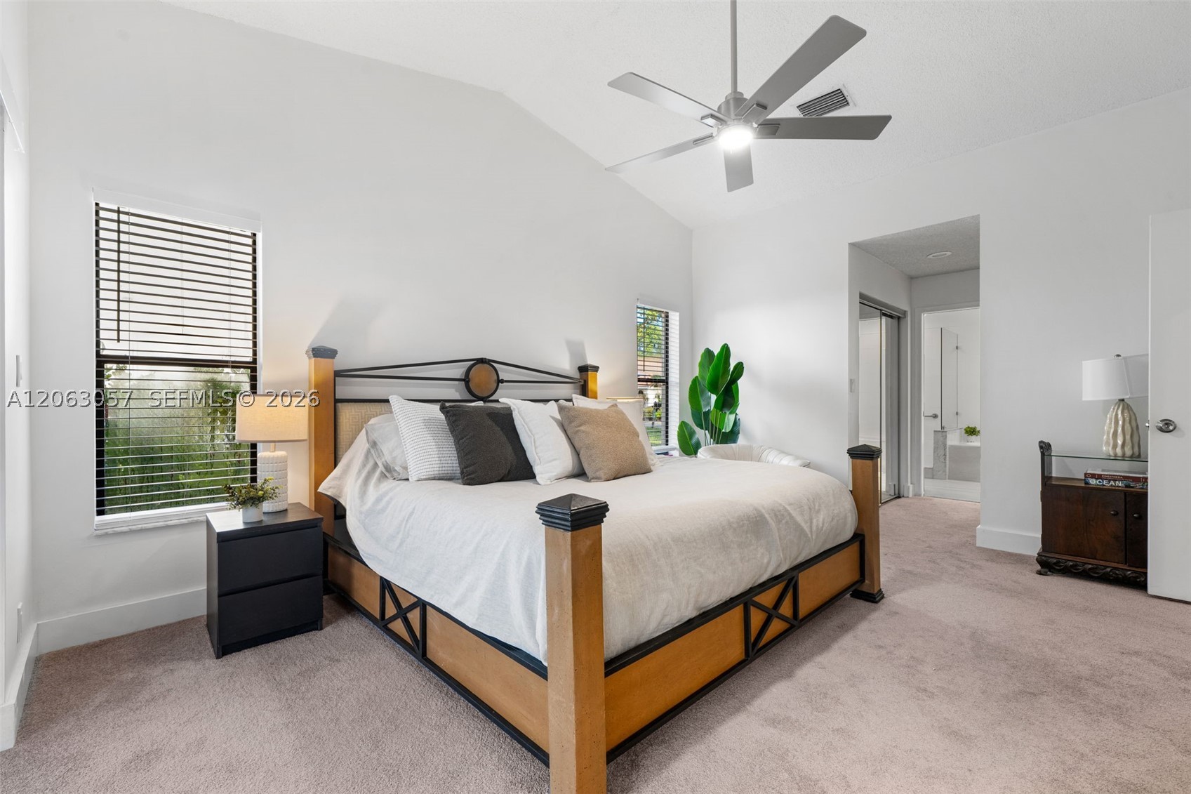 8308 NW 74th St, Tamarac FL 33321
