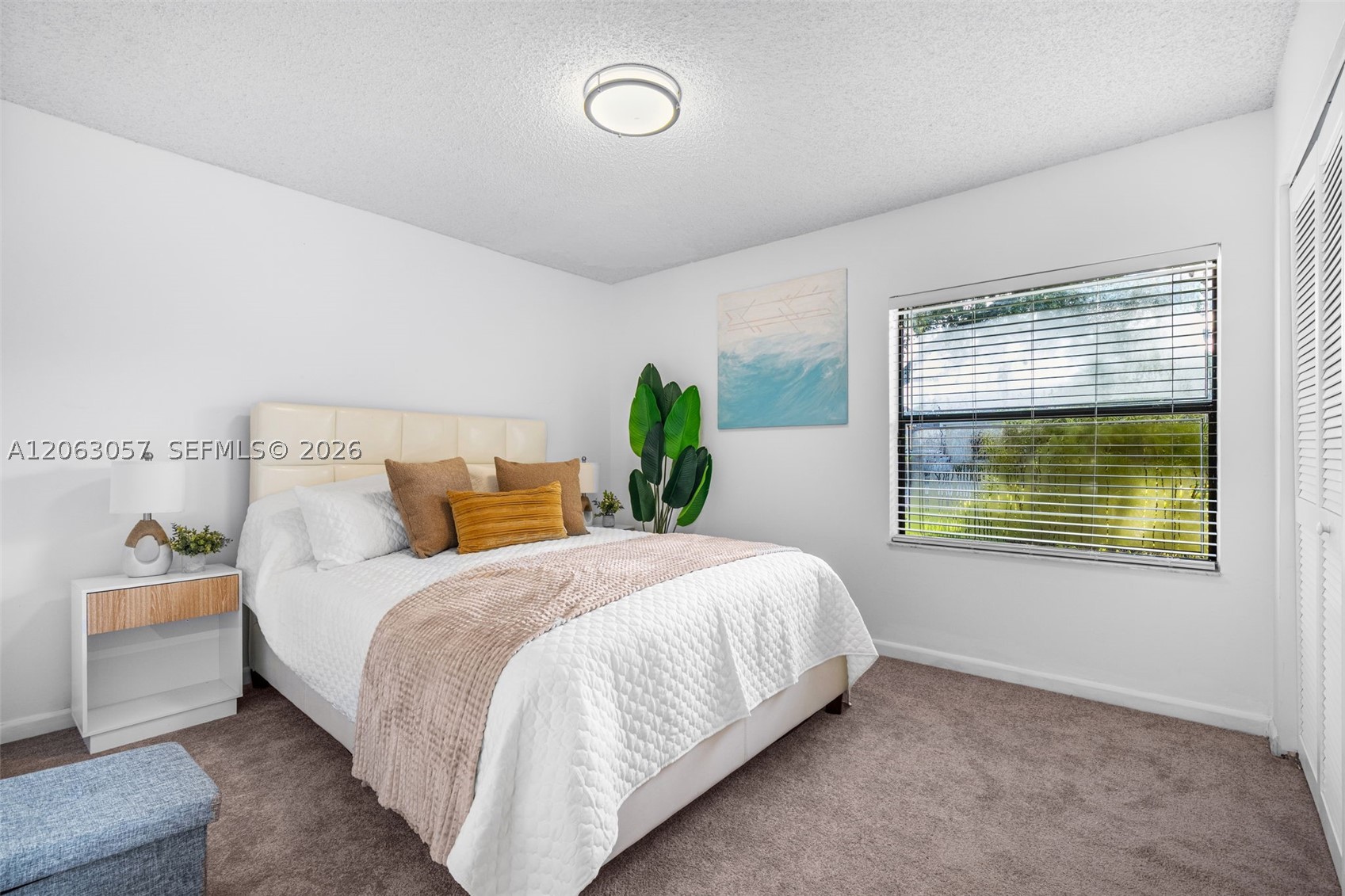 8308 NW 74th St, Tamarac FL 33321