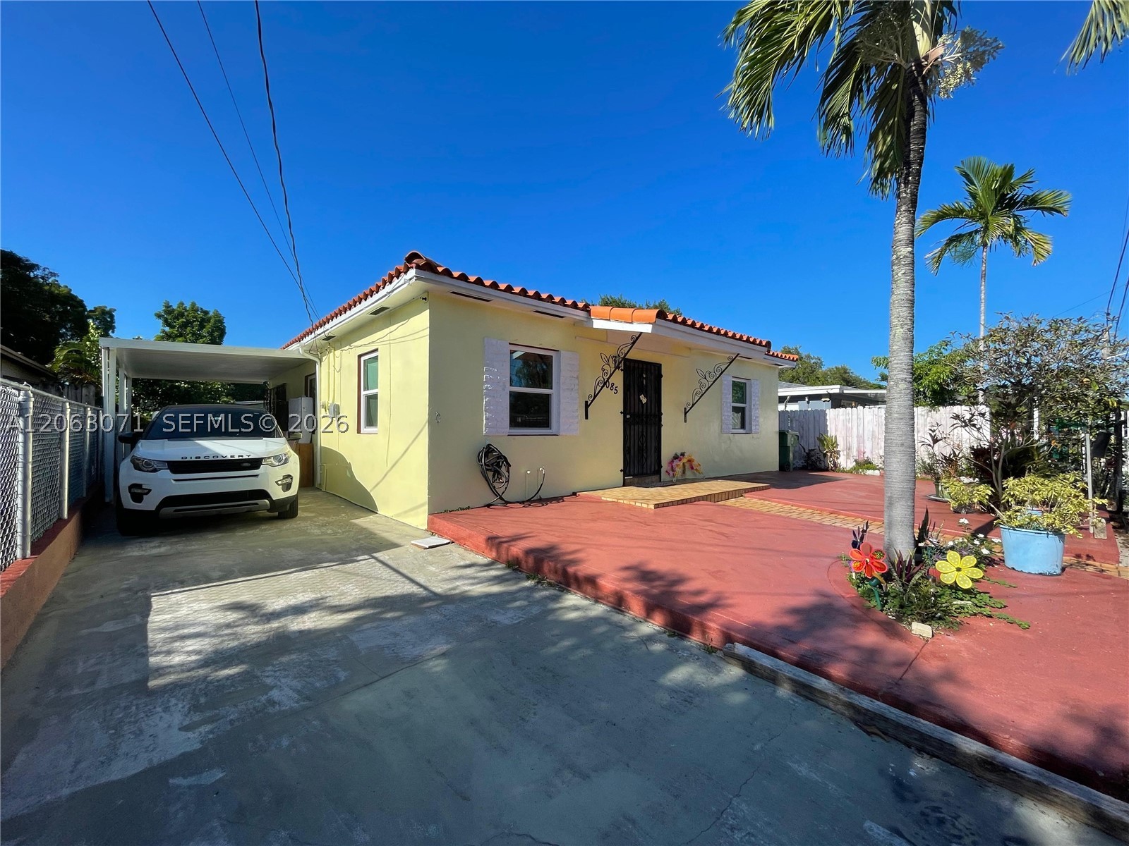 1085 NW 26th St, Miami FL 33127