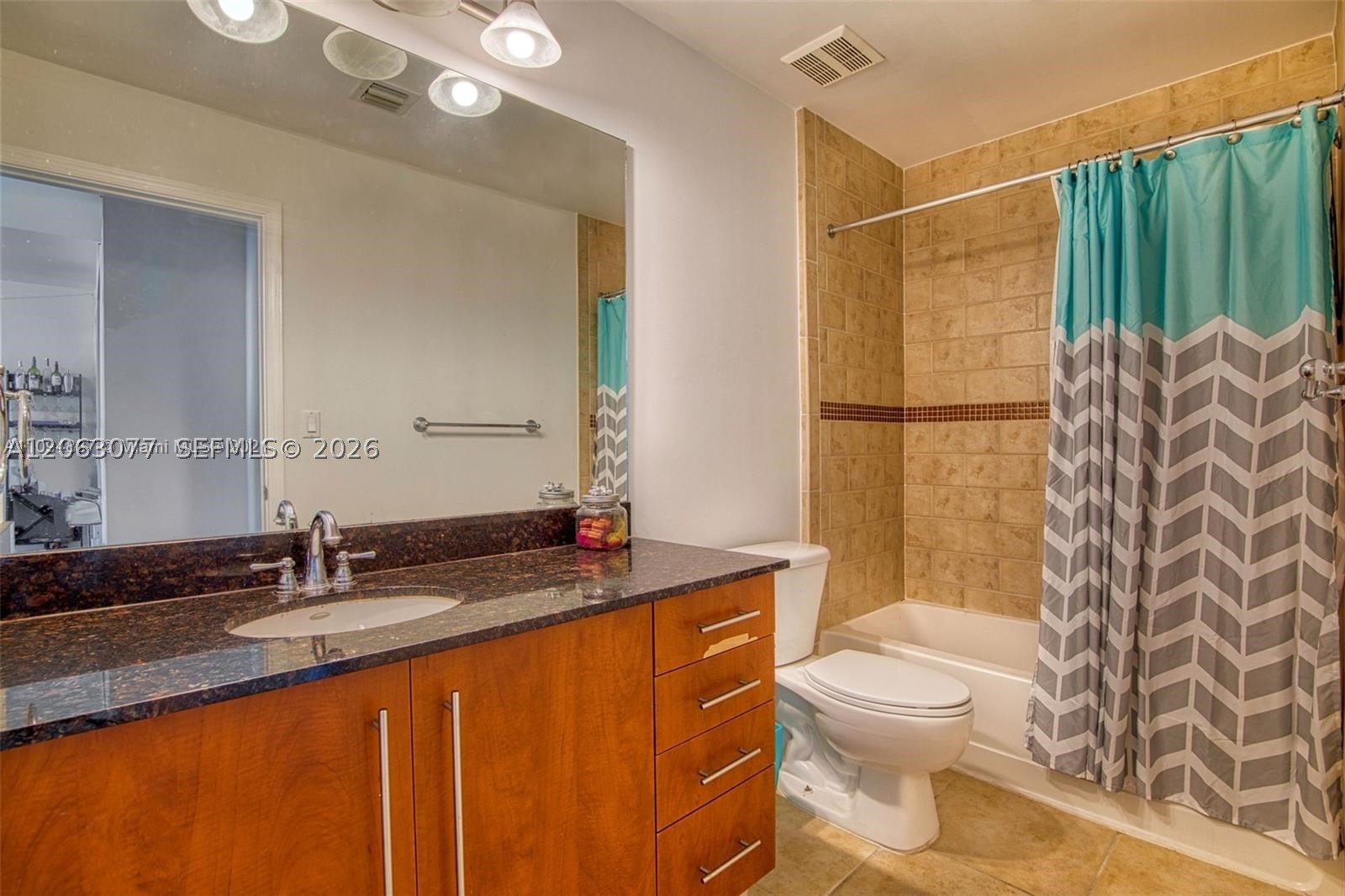 7355 SW 89th St #425N, Miami FL 33156