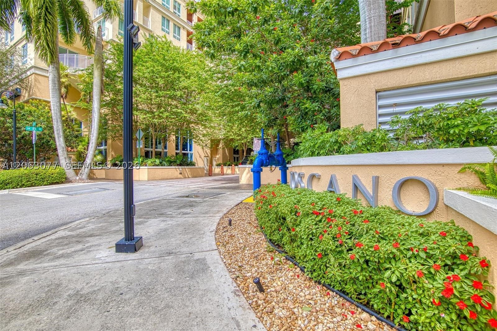 7355 SW 89th St #425N, Miami FL 33156