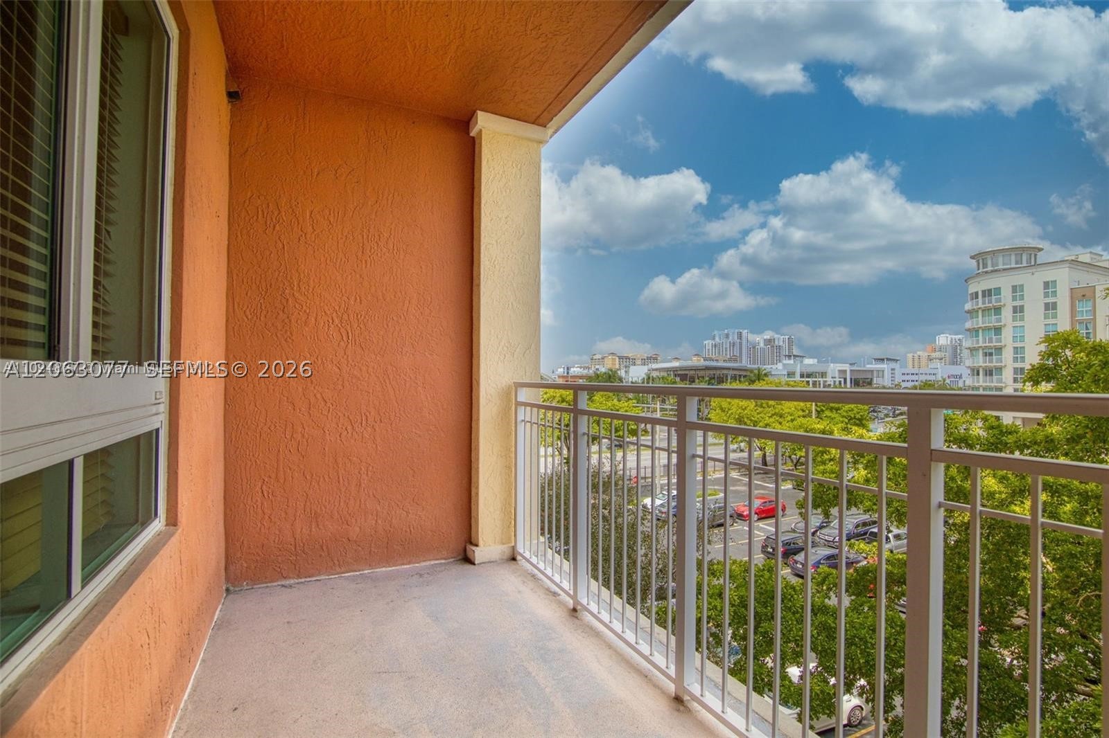 7355 SW 89th St #425N, Miami FL 33156