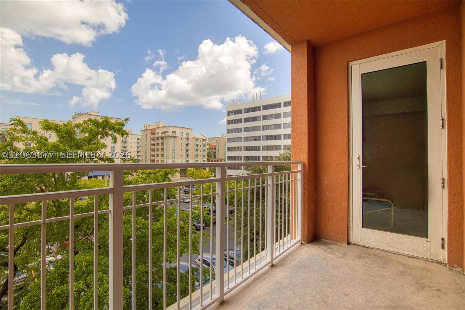 7355 SW 89th St #425N, Miami FL 33156