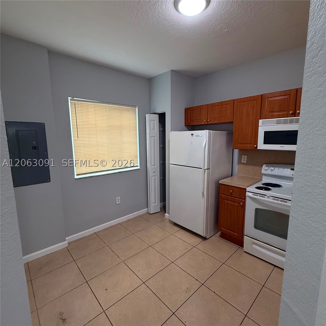8811 S ISLES CR #8811, Tamarac FL 33321